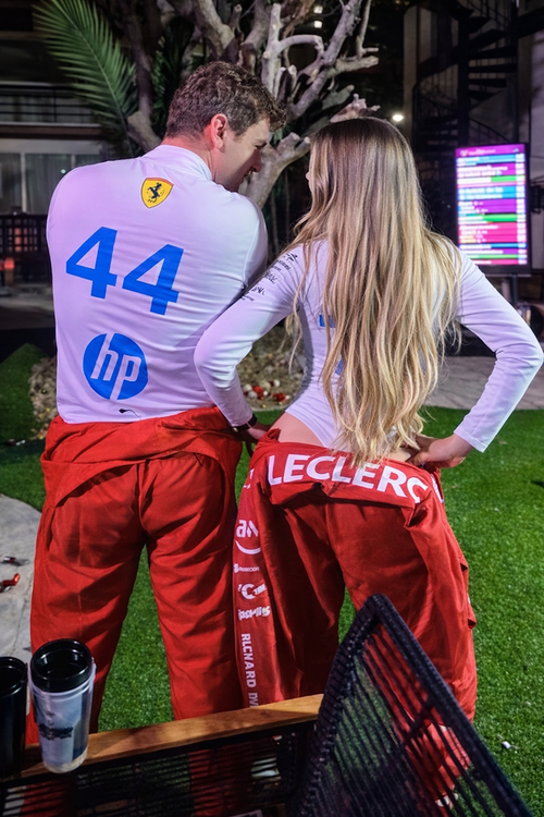 Ferrari F1 logos 2025 pack básico PNG en alta resolución